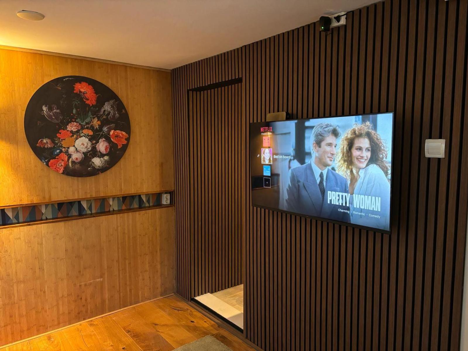 Luxury Studio On Robs Houseboat Special For Couples Amsterdam Exterior photo