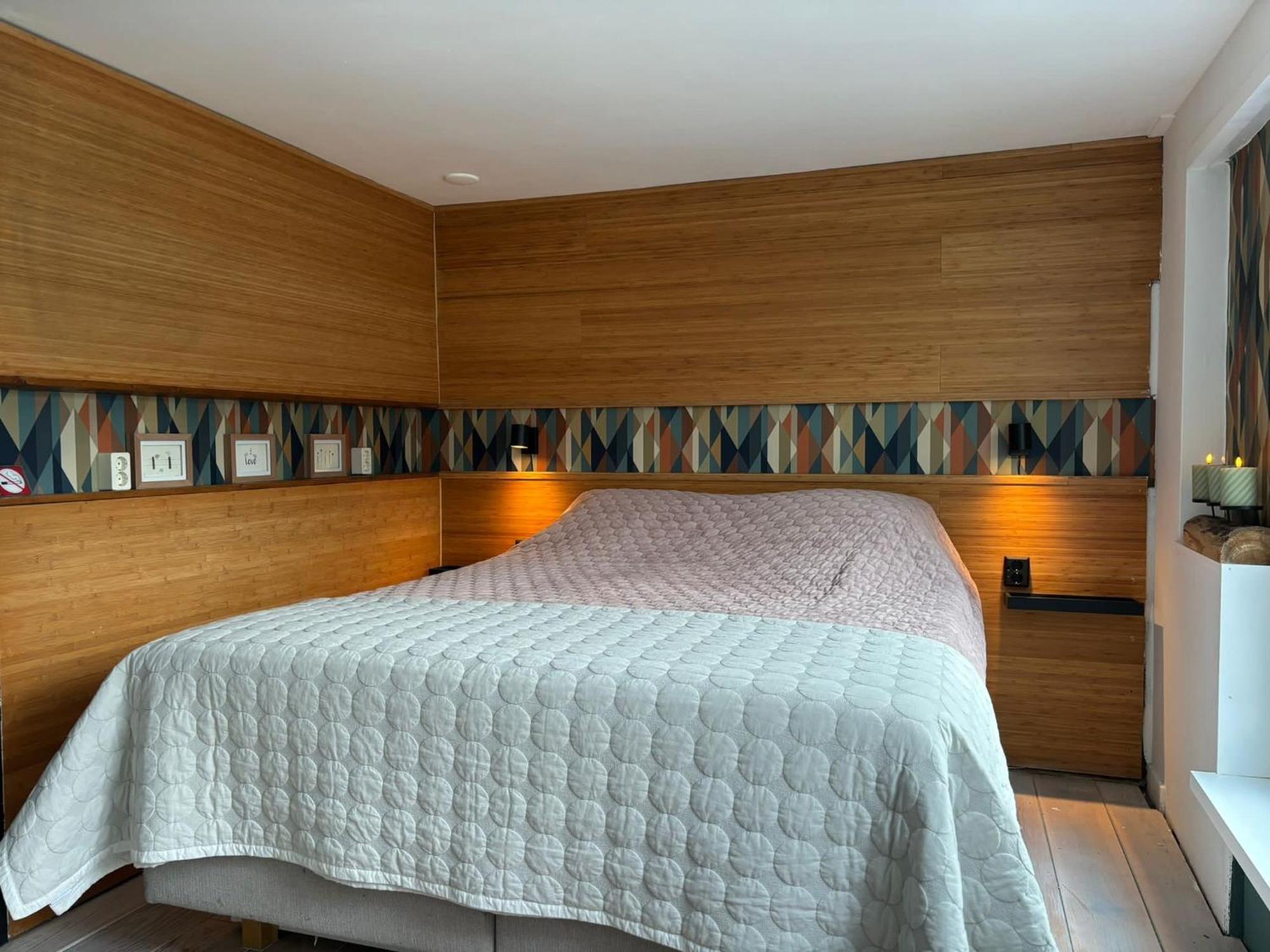 Luxury Studio On Robs Houseboat Special For Couples Amsterdam Exterior photo