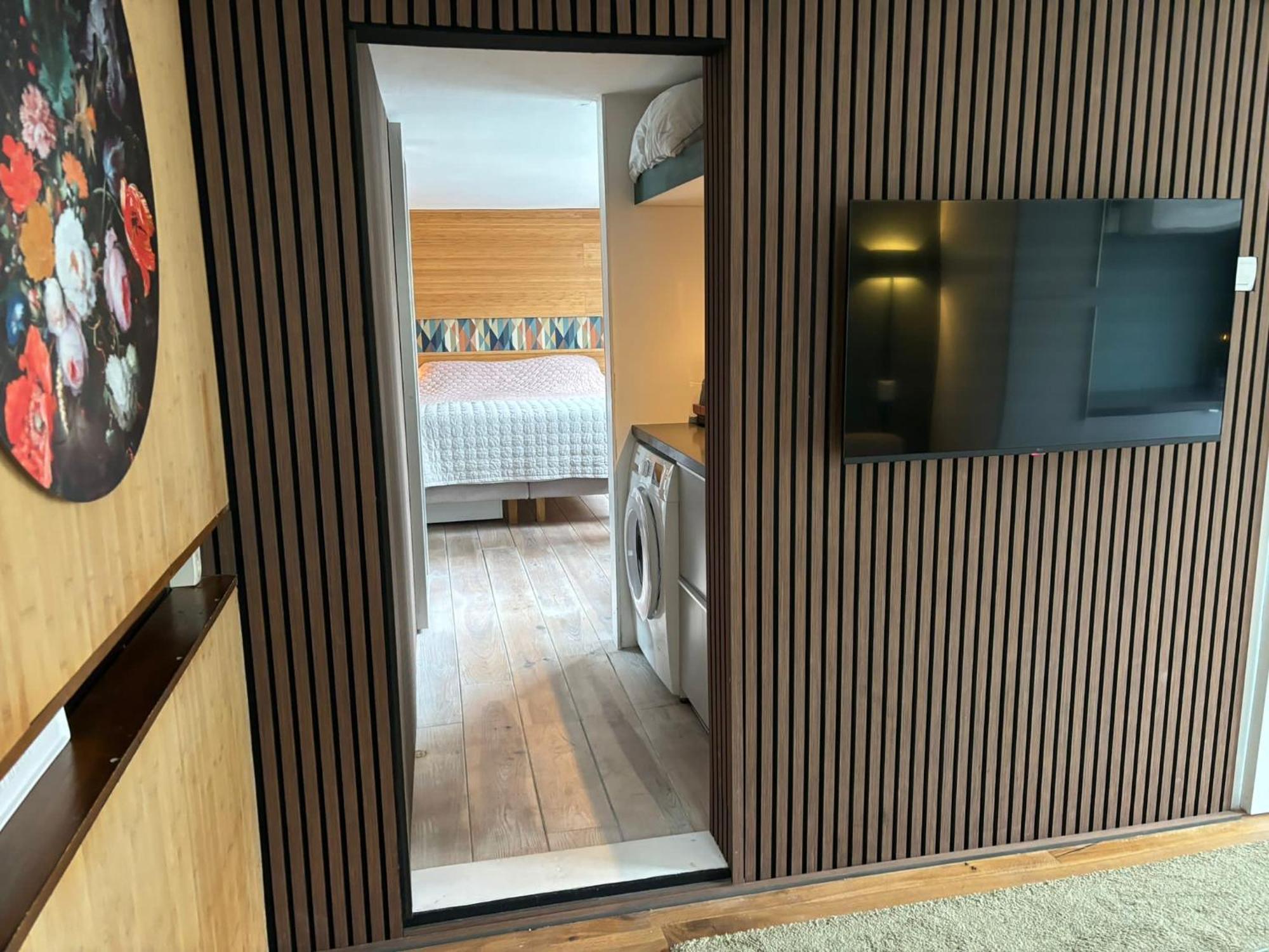 Luxury Studio On Robs Houseboat Special For Couples Amsterdam Exterior photo